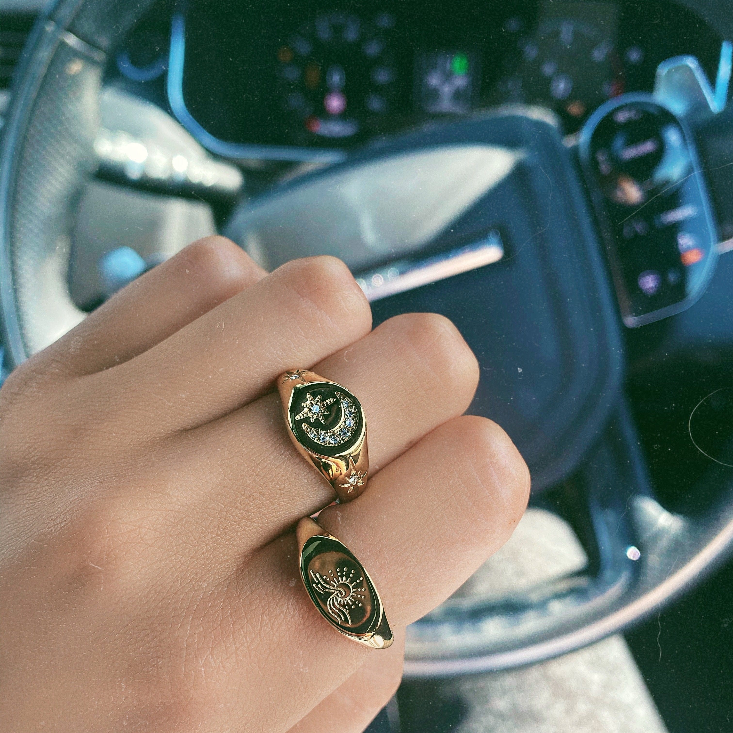 Luna Moon Signet Ring - Image 3