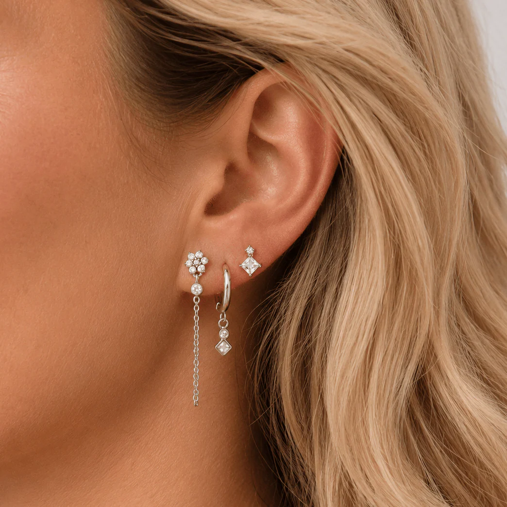 Pippa Stud Earrings - Image 3